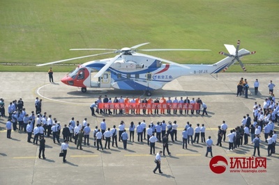 我国航空应急救援装备再添利器“吉祥鸟”AC313A大型民用直升机首飞成功